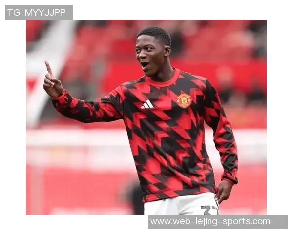 佩杜拉透露那不勒斯对梅努态度谨慎罗马也在关注这名球员的表现